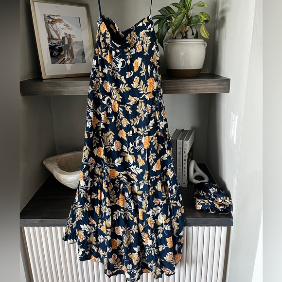 Seven Wonders Two piece - Picture 3 of 3